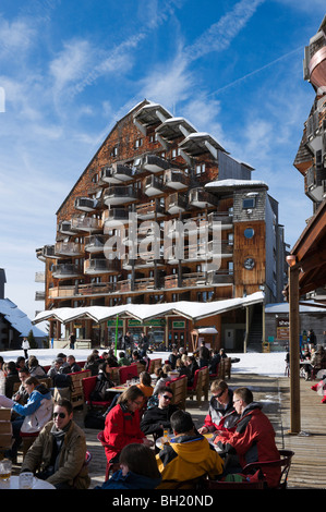 Caf/Bar in La Falaise area di Avoriaz, Portes du Soleil Ski Region, Haute Savoie, Francia Foto Stock