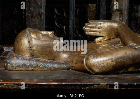 William de Valence conte di Pembroke d1296 tomba di legno effigie ornata di Limoges smalto champleve lavoro Abbazia di Westminster London Foto Stock