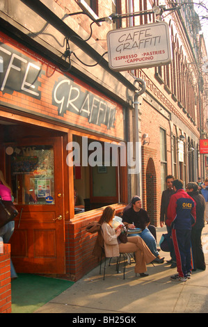 Al di fuori di caffetteria italiana, Boston, MA Foto Stock