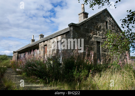 Rovine di Grantown on Spey alla stazione ferroviaria est,grande nord della Scozia railway Foto Stock