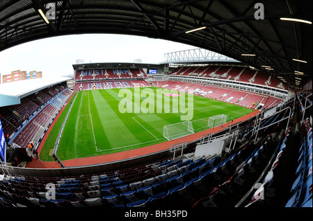 Vista dentro il Boleyn Ground Stadium (noto anche come Upton Park), Londra. Casa del West Ham United Football Club Foto Stock