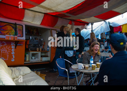 Cafe di fortuna al mercato di Portobello Road Londra Inghilterra Regno Unito Europa Foto Stock