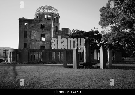 Genbaku Domu (Hiroshima Peace Memorial, aka la Cupola della Bomba Atomica o bomba a cupola). Hiroshima. Giappone Foto Stock