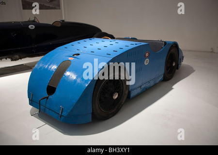 Bugatti Racing Biplane blu tipo 32 1923, 1991 cm3 auto 190 km/h 75Bhp a Schlumpfs Motor Museum Mulhouse Francia orizzontale Foto Stock