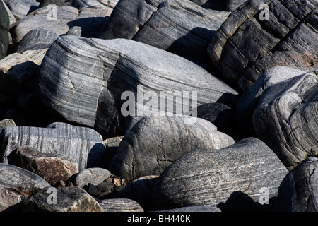 Le rocce su Clashnessie Bay, Sutherland, Scotland, Regno Unito Foto Stock