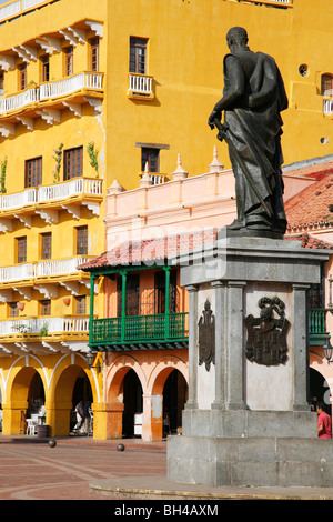 La Plaza de los Coches e il Portal de los Dulces in Cartagena de Indias, Colombia Foto Stock