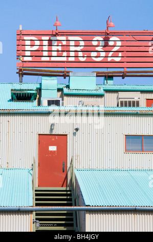 Pier 32, Granville Island, Vancouver Foto Stock