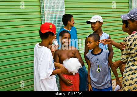 Bambini in Brasile. Foto Stock