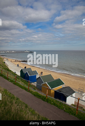 Southwold Pier e dalla spiaggia, Suffolk, Inghilterra Foto Stock