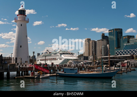 Il faro del Australian National Maritime Museum in Darling Harbour, Sydney, Australia Foto Stock