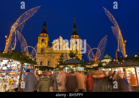 Barocco del mercato di Natale, EVANGELISCHE PFARRKIRCHE CHIESA, Ludwigsburg, Baden Wuerttemberg, Germania Foto Stock