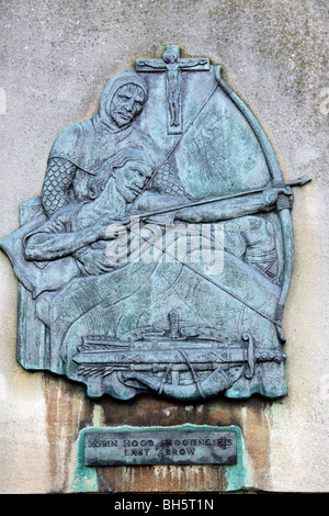 Placca a muro che mostra Robin Hood riprese la sua ultima freccia castle road Nottingham Regno Unito Foto Stock