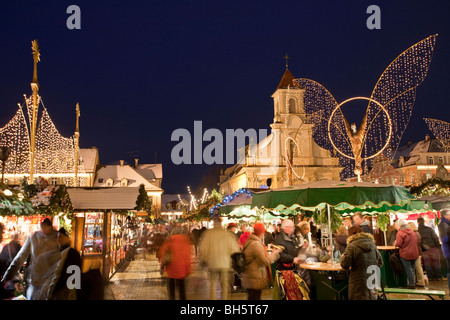 Barocco del mercato di Natale, EVANGELISCHE PFARRKIRCHE CHIESA, Ludwigsburg, Baden Wuerttemberg, Germania Foto Stock