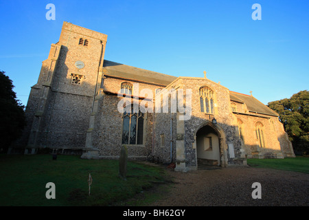 Tutti i Santi la Chiesa a Thornham sulla Costa North Norfolk. Foto Stock