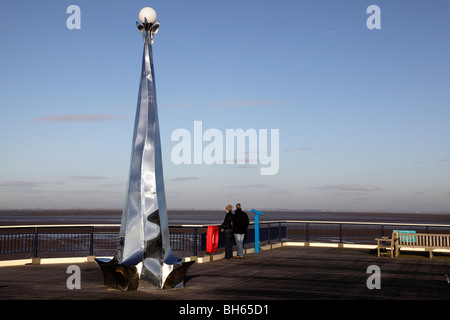 Scultura su Pier Head di Southport Pier il secondo più lungo nel Regno Unito southport sefton MERSEYSIDE REGNO UNITO Foto Stock