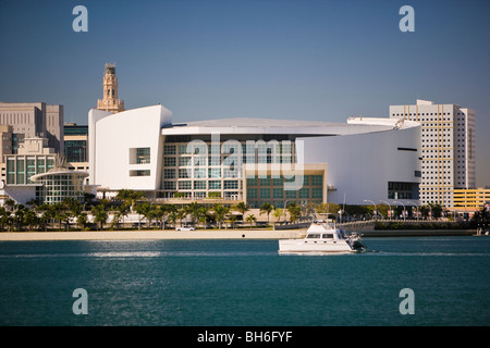 Lo skyline di Miami con American Airlines Arena Foto Stock