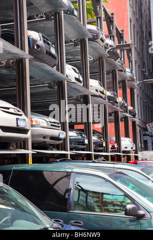 Parcheggio verticale molto in Manhattan New York Foto Stock