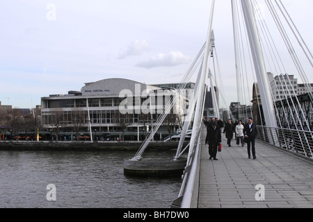 Il Royal Festival Hall e Hungerford Bridge Gennaio 2010 Foto Stock