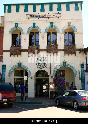 Un villaggio farmacia in Leavenworth una in stile bavarese in città Chelan County, Washington, Stati Uniti Foto Stock
