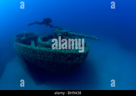 Archetto di LST 349 sbarco inglese nave affondata nel febbraio 1944, Ponza, Mare Mediterraneo, Italia Foto Stock