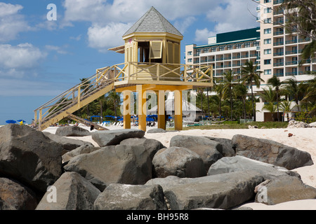 L'Hotel Hilton nella periferia di Bridgetown sull'isola caraibica di Barbados Foto Stock