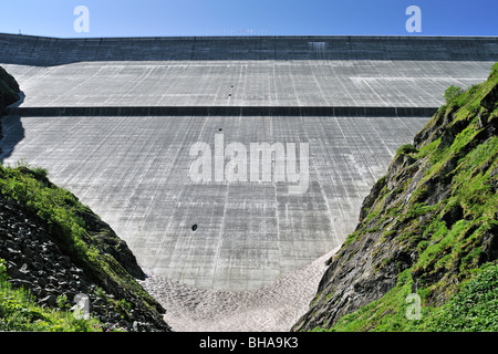 Barrage de la Grande Dixence / Grande Dixence Dam, la più alta diga a gravità del mondo, Valais / Wallis, alpi svizzere, Svizzera Foto Stock