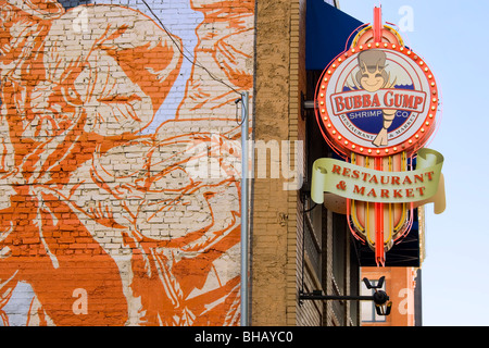 Bubba Gump Shrimp Co Ristorante a Denver in Colorado, USA. Forrest Gump film tema ristorante della catena di franchising. Foto Stock