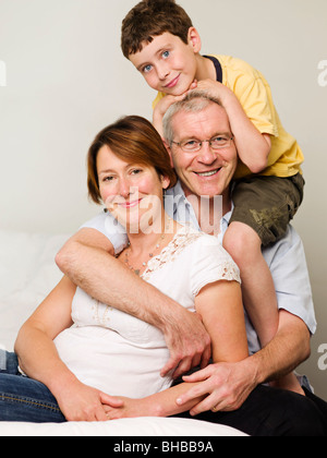 Ritratto di una madre padre e figlio Foto Stock