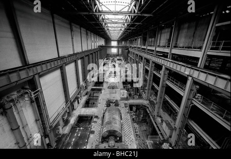Bankside Power Station che mostra la massiccia Turbine Hall fotografato in alla fine degli anni novanta.Tate Modern sito. Foto Stock