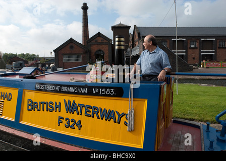 Hercule Poirot David Suchet attore sul Canal Boat Foto Stock