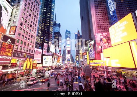 Times Square vista al tramonto Foto Stock
