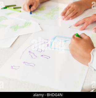 Le ragazze di disegno foto di riciclaggio Foto Stock