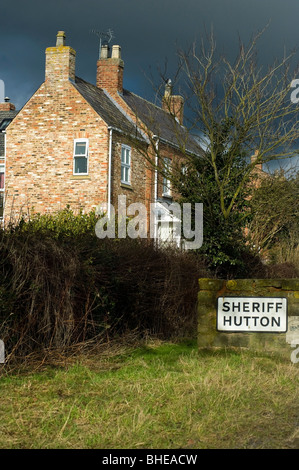 Piccolo villaggio Sheriff Hutton North Yorkshire, Regno Unito Foto Stock