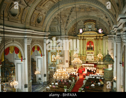 Vista interna di San Agustin chiesa al quartiere di Intramuros, Manila, isola di Luzon Foto Stock