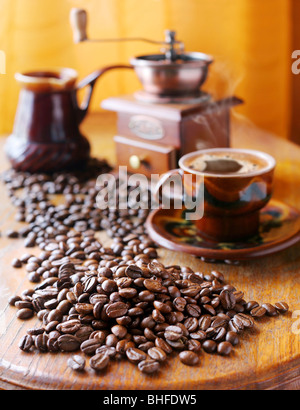 Ancora in vita con i chicchi di caffè e accessori Foto Stock