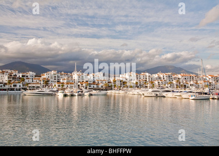 Luxury Yacht Harbour Puerto Banus, Marbella - Andalusia, Spagna Foto Stock