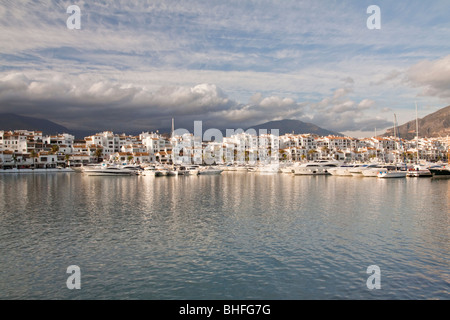 Luxury Yacht Harbour Puerto Banus, Marbella - Andalusia, Spagna Foto Stock