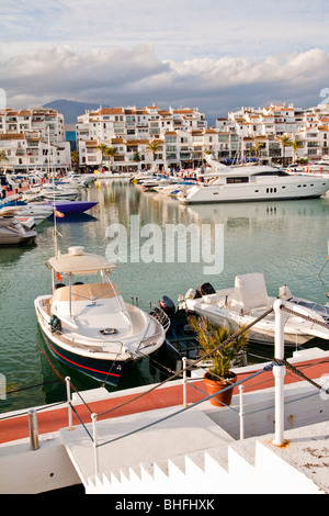 Luxury Yacht Harbour Puerto Banus, Marbella - Andalusia, Spagna Foto Stock