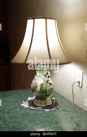 Elegante lampada da tavolo (Nord America elettrico) Foto Stock