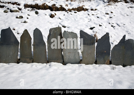 Una sezione di un nuovo recinto di ardesia costruita quando la Crimea passare subito il lavoro che si è concluso nel 2008. Foto Stock