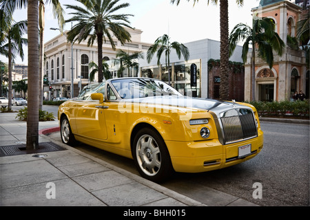 Banana giallo Rolls Royce Cabrio Foto Stock