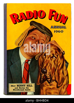Vintage libro per bambini, Radio Fun, 1960, che ha visto come protagonista il comico Benny Hill sul coperchio Foto Stock