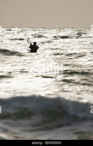 Un kitesurfer umido, Svezia. Foto Stock