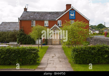 Esterno del Felin Fach Griffin ristorante, vicino a Brecon, Powys, Wales, Regno Unito Foto Stock