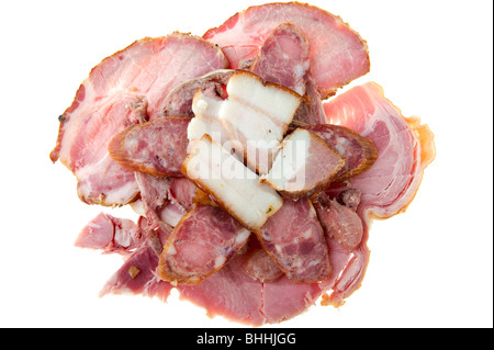 Oggetto su bianco - cibo salsiccia affumicata e carne di maiale gammon Foto Stock