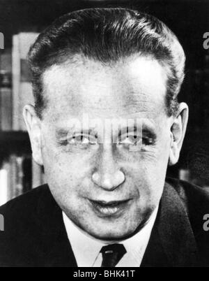 Hammarskjoeld, Dag, 29.7.1905 - 17.9.1961, diplomatico svedese, segretario generale delle Nazioni Unite 7.4.1953 - 17.9.1961, ritratto, 1950s, Foto Stock