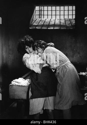 Film, "Hell in città", (Nella citta l'inferno), ITA 1958, direttore: Renato Castellani, scena con: Anna Magnani, Cristina Gaioni, , a terze parti Permissions-Neccessary Foto Stock