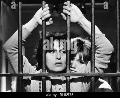 Film, "Hell in città", (Nella citta l'inferno), ITA 1958, direttore: Renato Castellani, scena con: Anna Magnani, Cristina Gaioni, , a terze parti Permissions-Neccessary Foto Stock