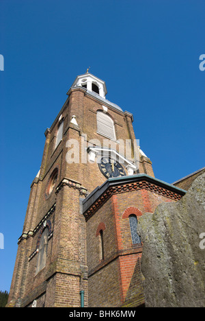 Chiesa di Santa Maria, Sunbury on Thames, Middlesex, Inghilterra Foto Stock