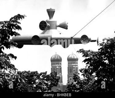 Astronautica, stazioni spaziali, tipa di una futura stazione spaziale, Mostra Internazionale del traffico, Monaco, Germania, 1965, Foto Stock